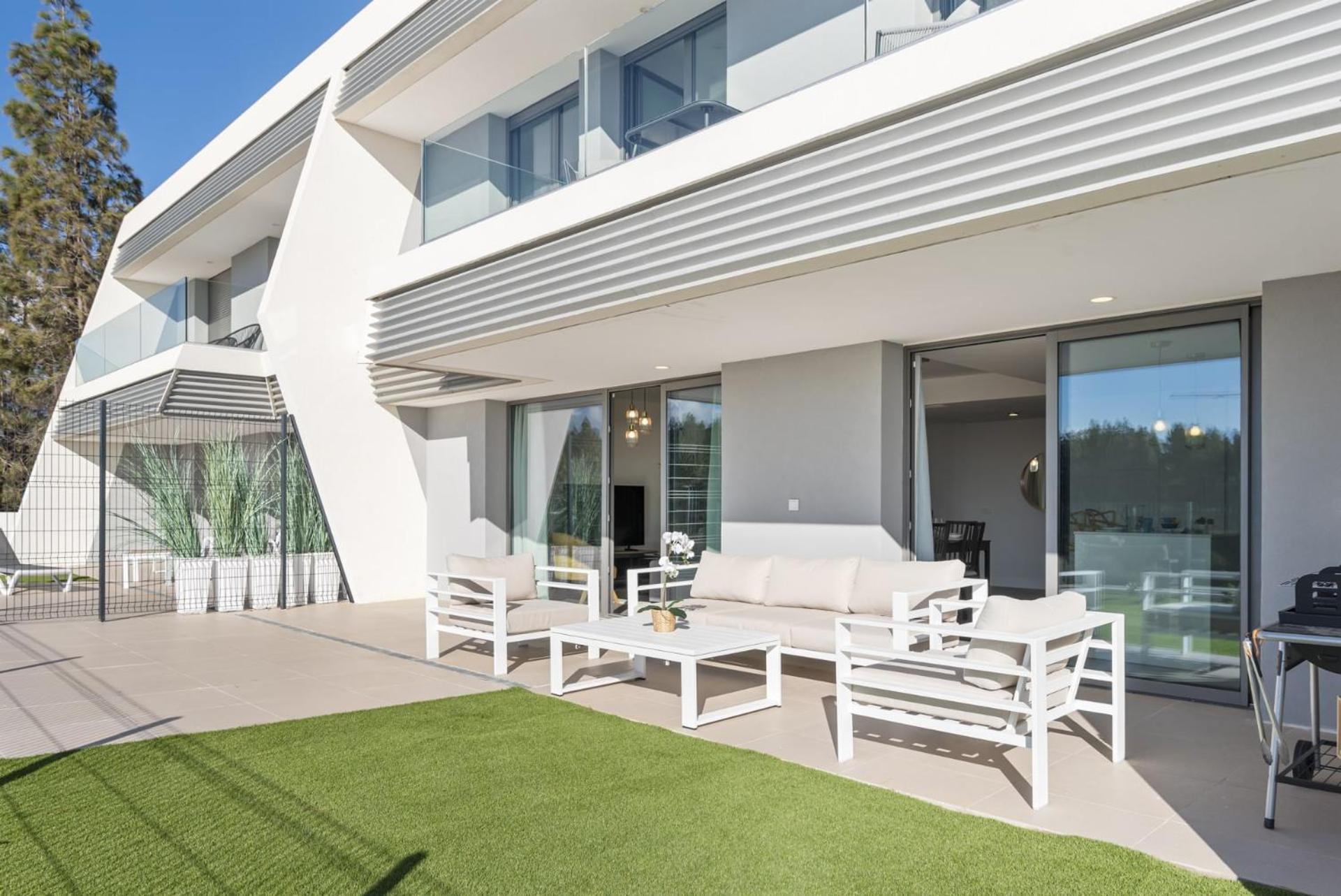 Vivi Homes - Elies House Pool, Gym, Spa & Sea View El Faro Εξωτερικό φωτογραφία